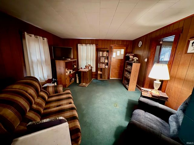 7809 State Road 158, Bedford, IN 47421