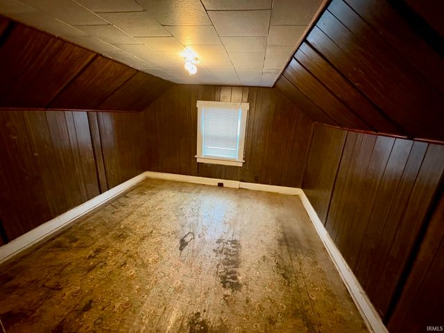 7809 State Road 158, Bedford, IN 47421