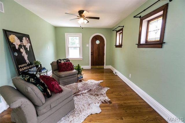 2367 Goodale Avenue, Overland, MO 63114