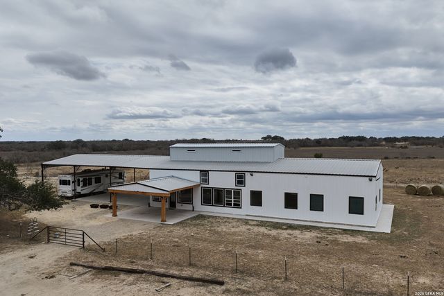 3169 SCHUETTIG, Poteet, TX 78065