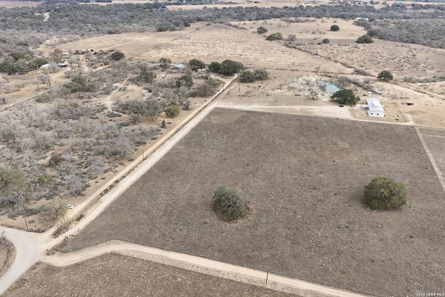 3169 SCHUETTIG, Poteet, TX 78065