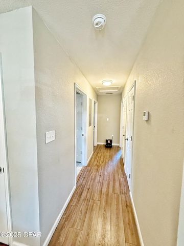 6589 Grand Oak Loop, Grand Ridge, FL 32442