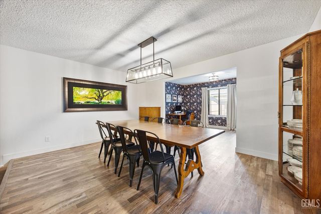 12151 Cattle King Drive, Bakersfield, CA 93306