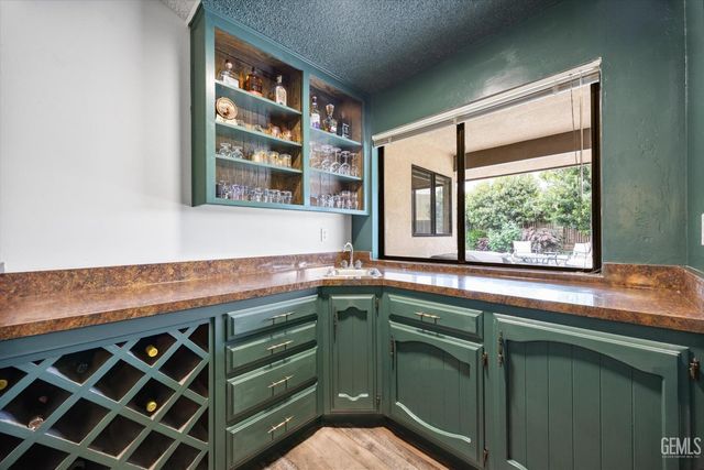 12151 Cattle King Drive, Bakersfield, CA 93306