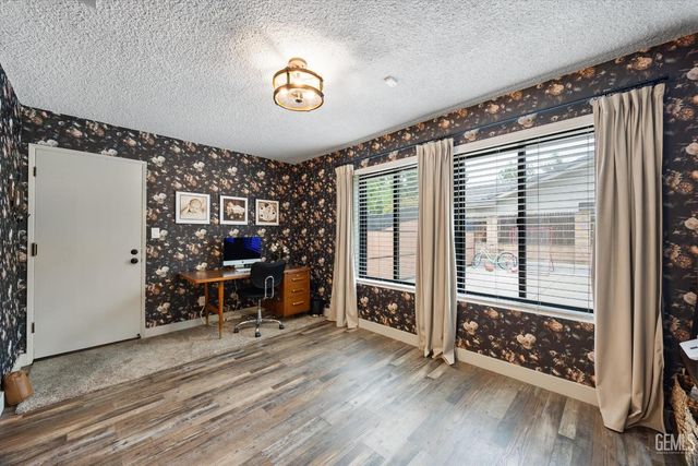 12151 Cattle King Drive, Bakersfield, CA 93306