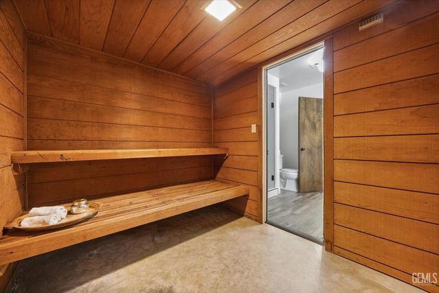 12151 Cattle King Drive, Bakersfield, CA 93306