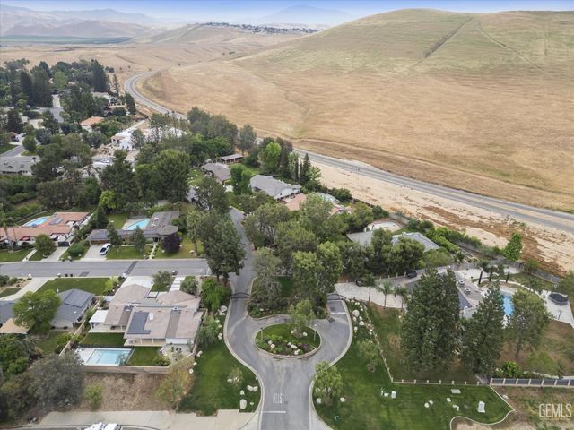 12151 Cattle King Drive, Bakersfield, CA 93306