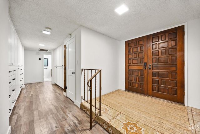 12151 Cattle King Drive, Bakersfield, CA 93306