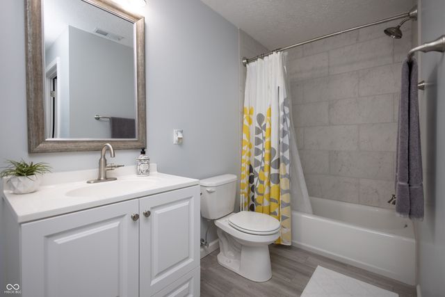 11139 Godfrey Drive, Noblesville, IN 46060
