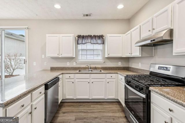 198 Swanee Lane, Woodstock, GA 30188