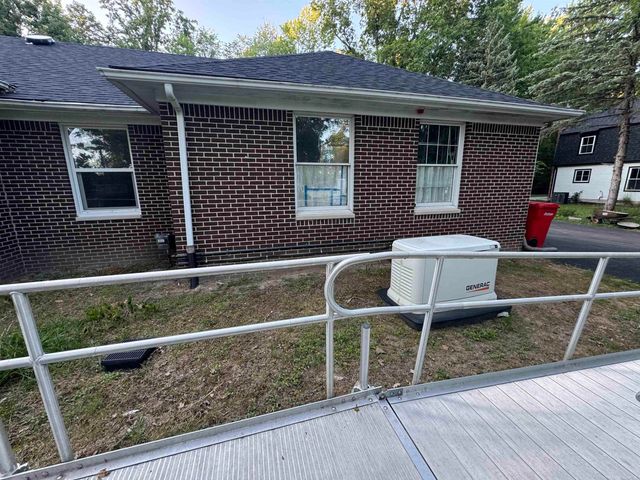 26962 Pebblestone Street, Southfield, MI 48034