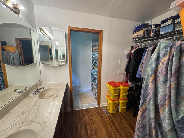 26962 Pebblestone Street, Southfield, MI 48034