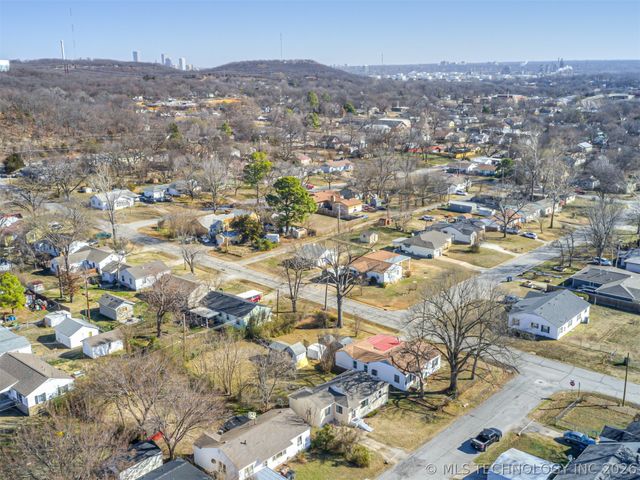 3707 W 42nd Street, Tulsa, OK 74107