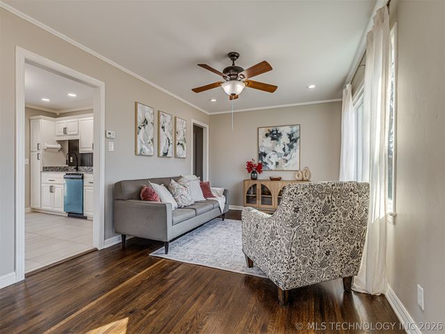 3707 W 42nd Street, Tulsa, OK 74107