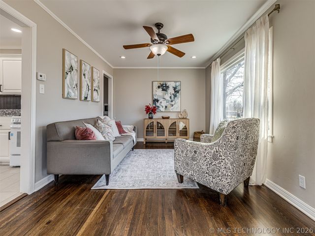 3707 W 42nd Street, Tulsa, OK 74107