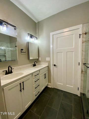 100 Virginia Drive Drive, Greeneville, TN 37745