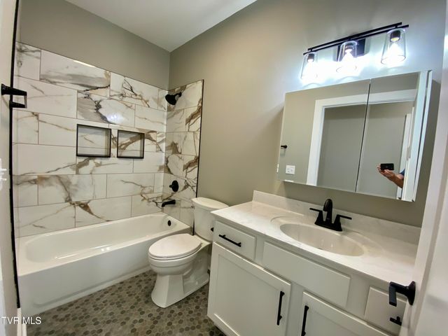 100 Virginia Drive Drive, Greeneville, TN 37745