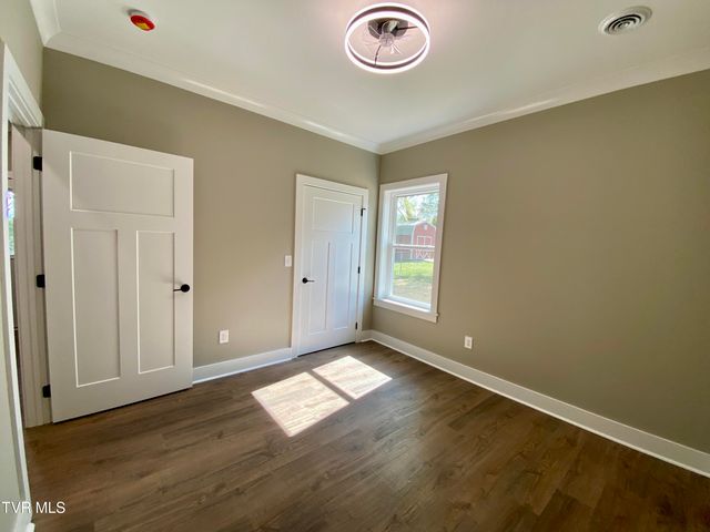 100 Virginia Drive Drive, Greeneville, TN 37745