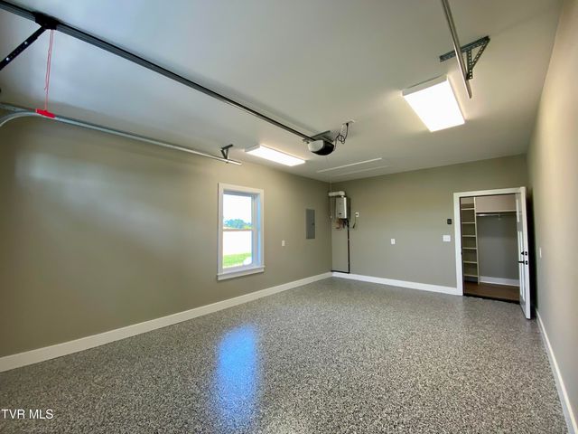 100 Virginia Drive Drive, Greeneville, TN 37745