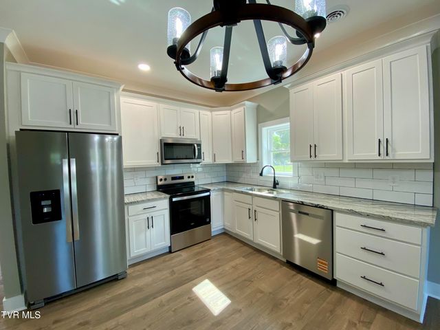 100 Virginia Drive Drive, Greeneville, TN 37745