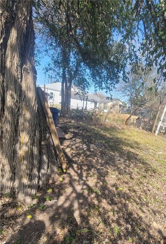 2424 Ruth St, Corpus Christi, TX 78405