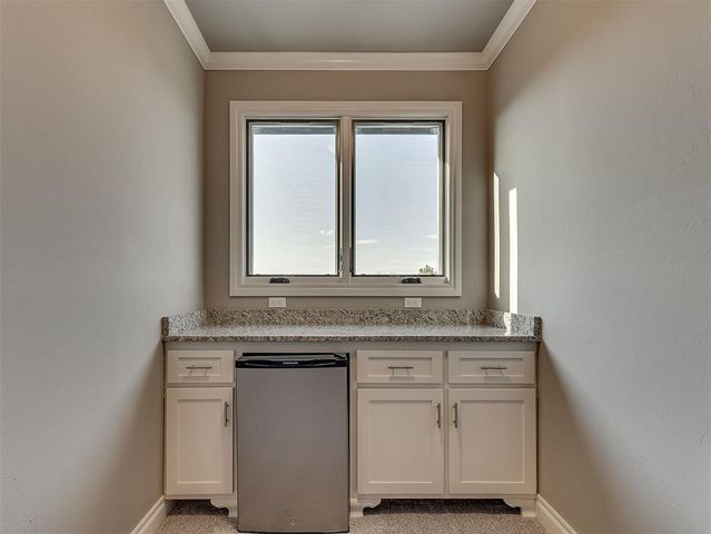 4213 Paloma Circle, Edmond, OK 73012