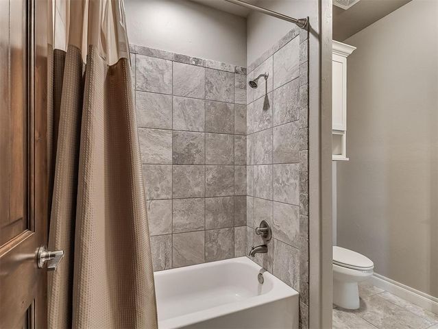 4213 Paloma Circle, Edmond, OK 73012