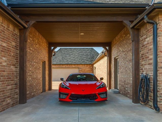 4213 Paloma Circle, Edmond, OK 73012