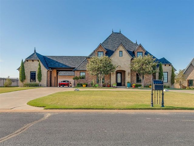 4213 Paloma Circle, Edmond, OK 73012