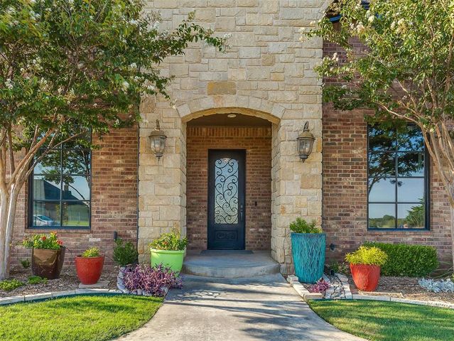 4213 Paloma Circle, Edmond, OK 73012