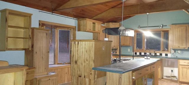 28 Danbury Lane, Elkland, MO 65644