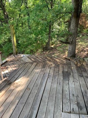28 Danbury Lane, Elkland, MO 65644