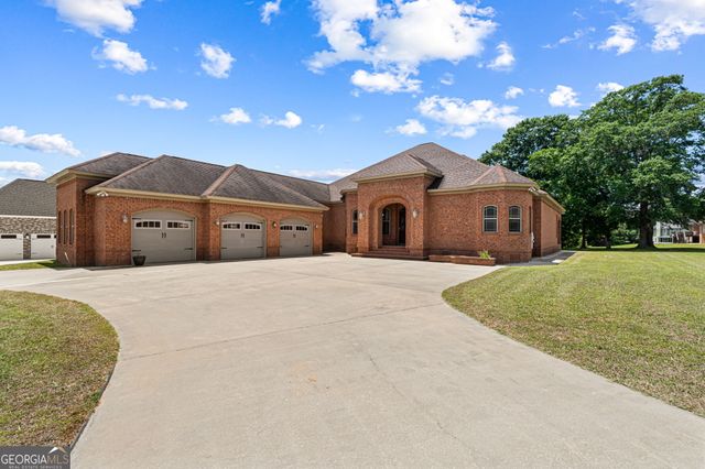 215 Little Hickory Drive, Lizella, GA 31052