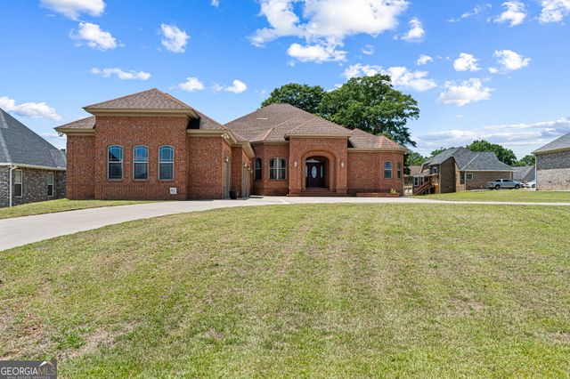 215 Little Hickory Drive, Lizella, GA 31052