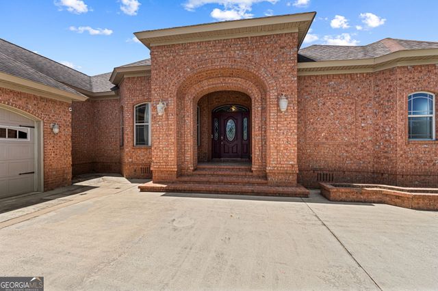 215 Little Hickory Drive, Lizella, GA 31052
