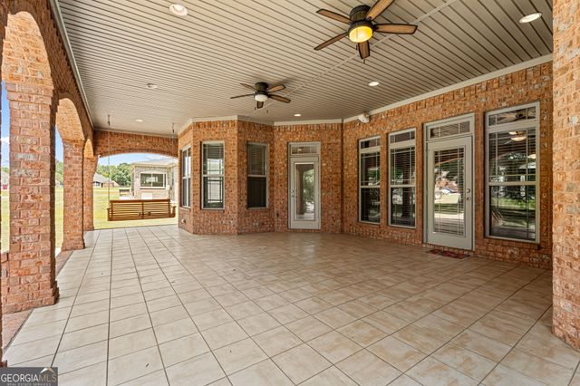 215 Little Hickory Drive, Lizella, GA 31052