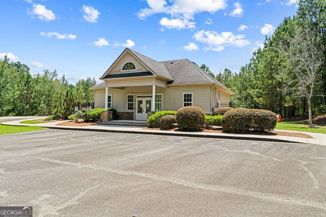 215 Little Hickory Drive, Lizella, GA 31052