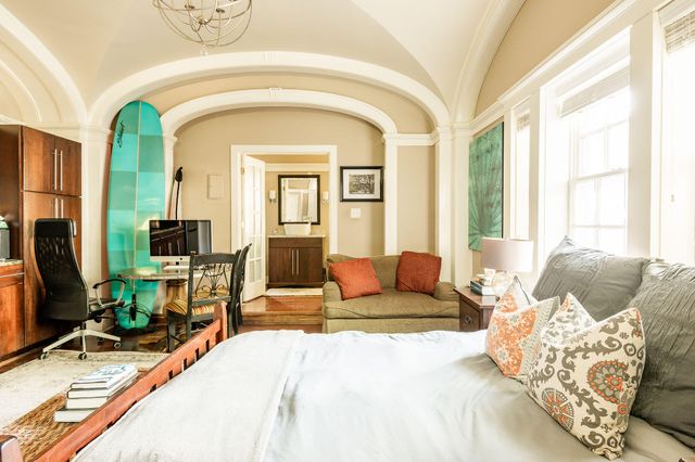 12 Bee Street C, Charleston, SC 29403