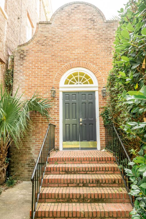 12 Bee Street C, Charleston, SC 29403