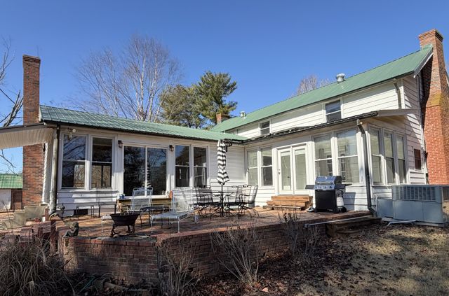 1629 Neptune Rd, Ashland City, TN 37015