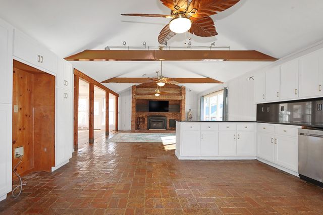 1629 Neptune Rd, Ashland City, TN 37015