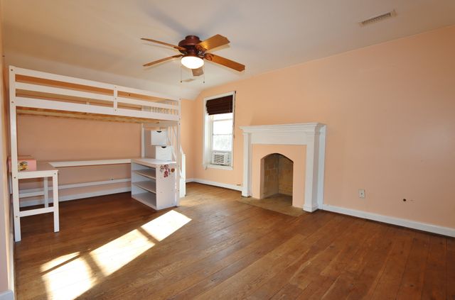 1629 Neptune Rd, Ashland City, TN 37015