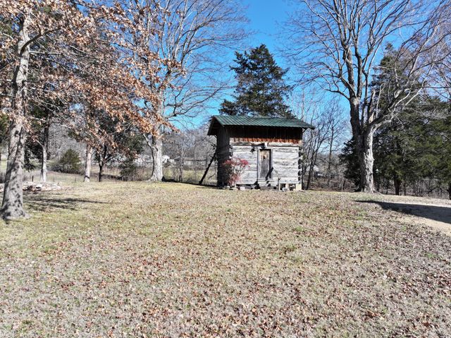 1629 Neptune Rd, Ashland City, TN 37015