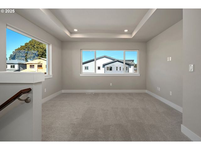 7033 Sw BRISBAND St, Wilsonville, OR 97070