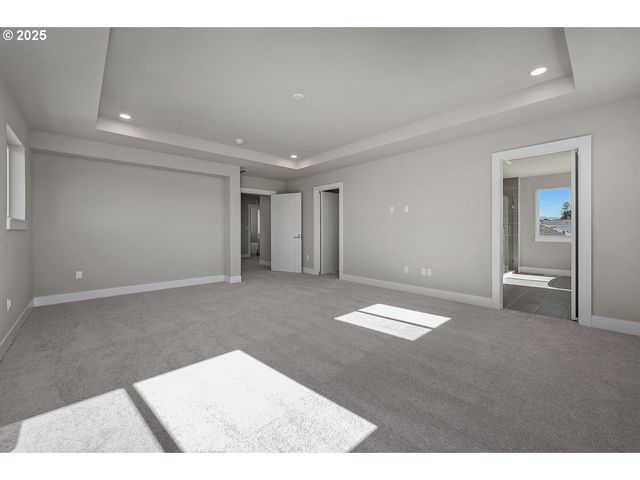 7033 Sw BRISBAND St, Wilsonville, OR 97070