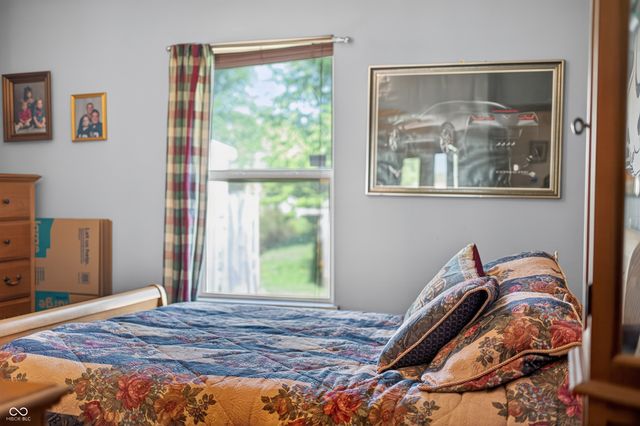 1547 Millridge Drive, Greenwood, IN 46143