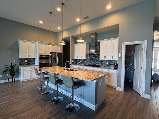 6911 PARK STRAND DRIVE, Apollo Beach, FL 33572