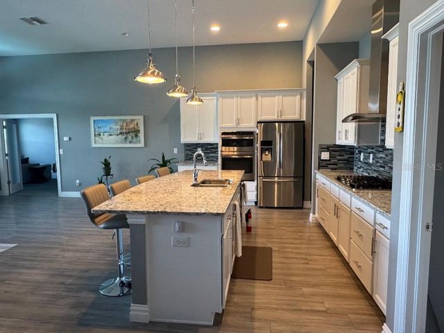 6911 PARK STRAND DRIVE, Apollo Beach, FL 33572