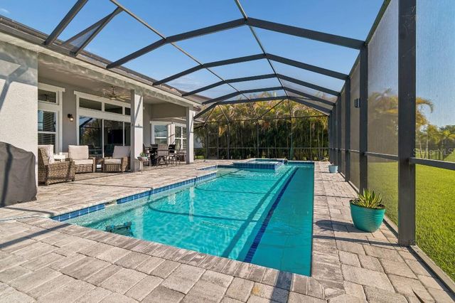 6911 PARK STRAND DRIVE, Apollo Beach, FL 33572