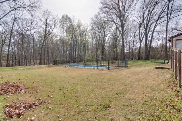 853 J E BLAYDES PKY, Atoka, TN 38004